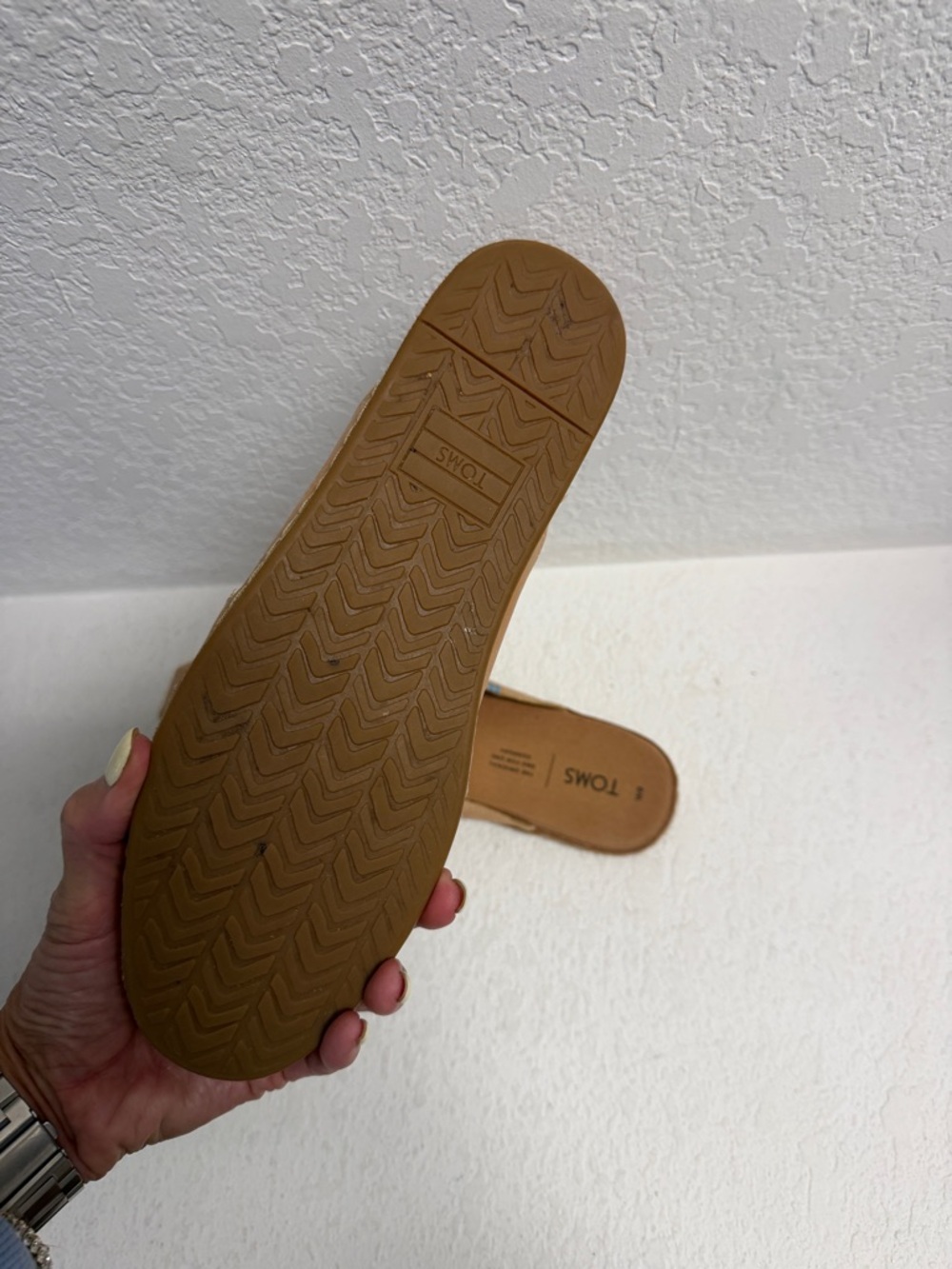 TOMS Tan Leather Cushioned Sole Slide Mules 8 woman’s - Picture 6 of 9